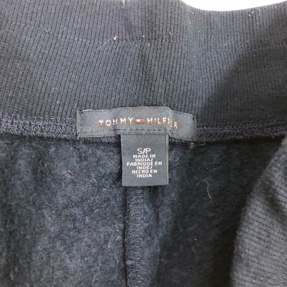 UO x Tommy Hilfiger shorts - Picture 3 of 4